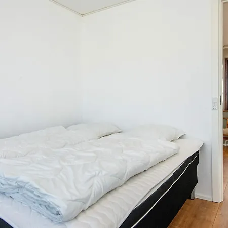 8 Person In Ulfborg-by Traum