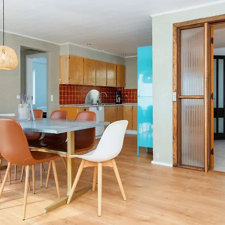 8 Person In Ulfborg-by Traum