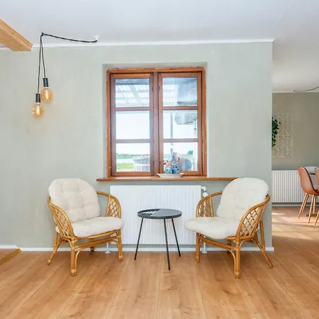 8 Person In Ulfborg-by Traum *